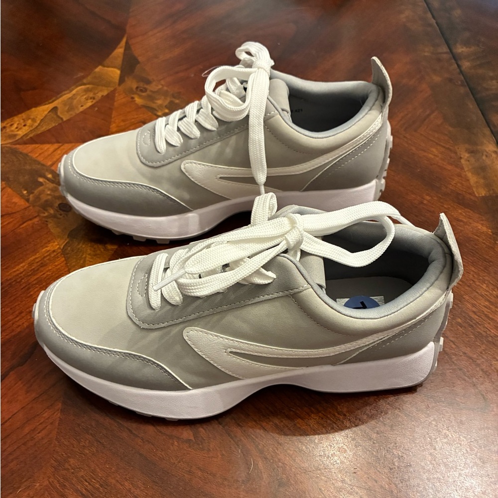 Women's Gray and White dolce vita Sneakers 7.5